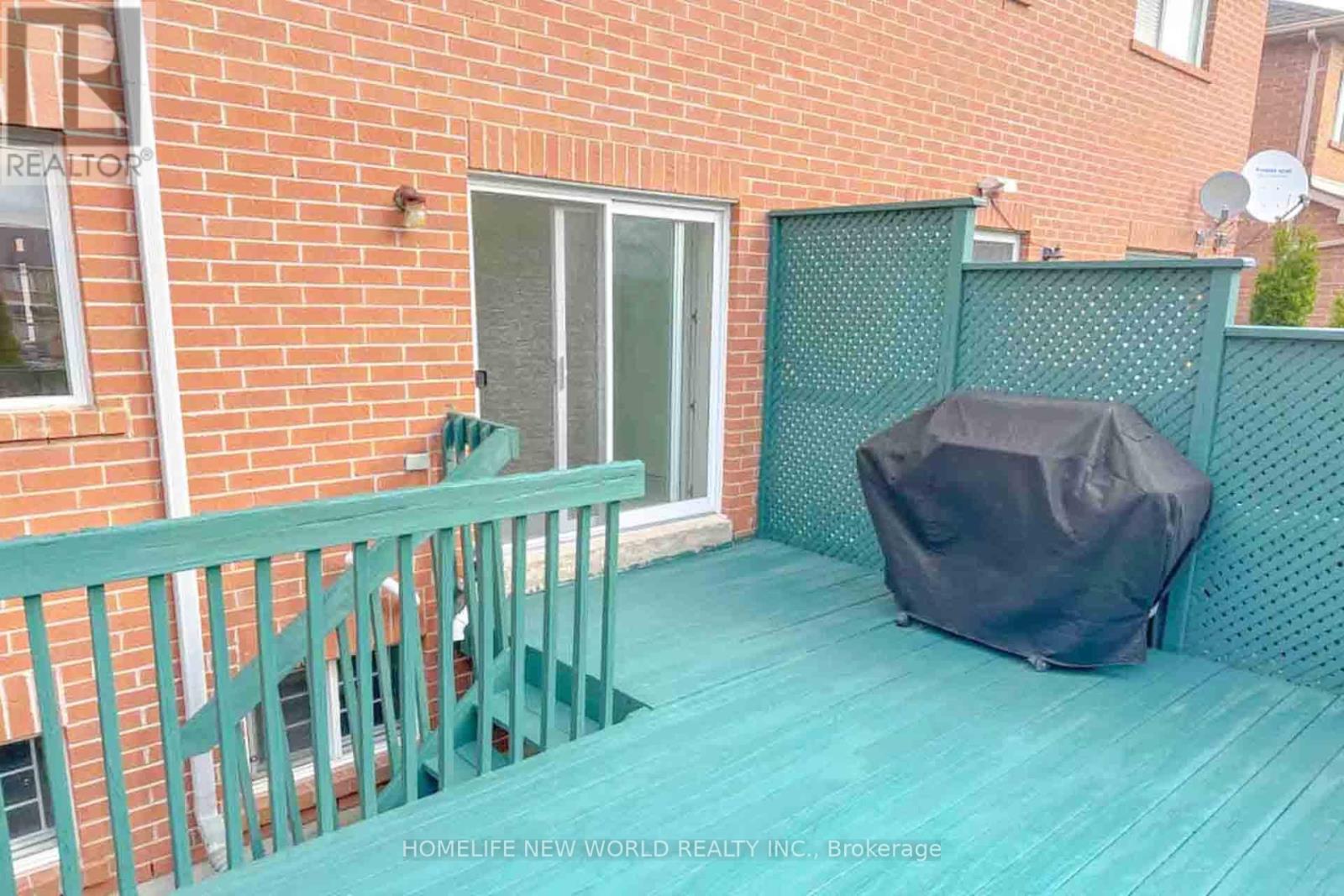 11 Firwood Drive, Richmond Hill, Ontario  L4S 1Z8 - Photo 12 - N12960970