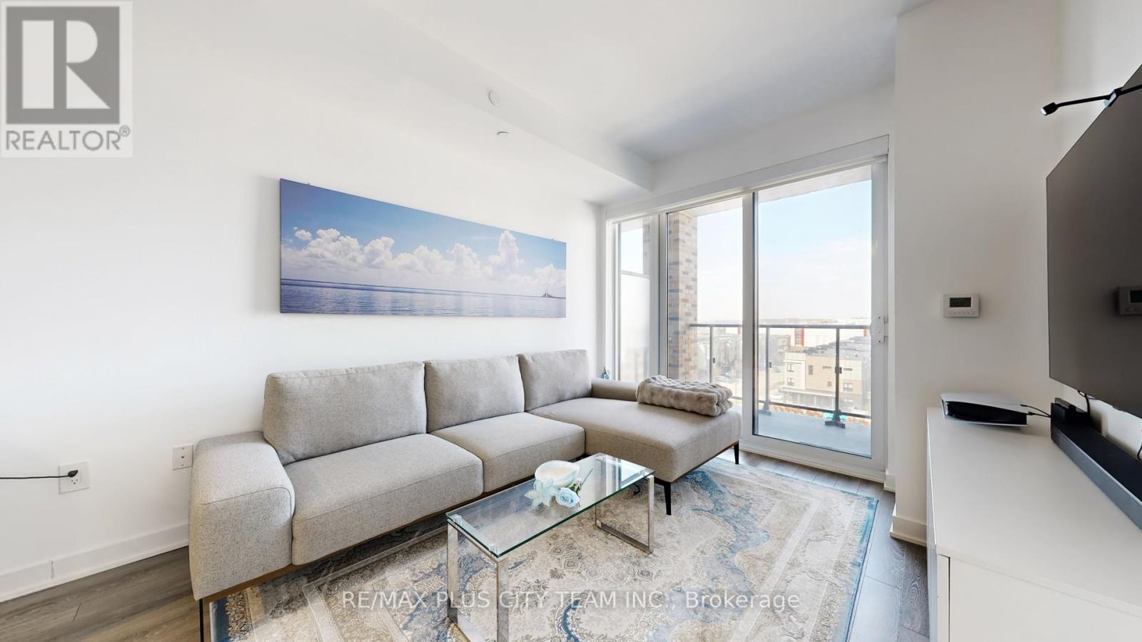 626 - 100 Eagle Rock Way, Vaughan, Ontario  L6A 5B9 - Photo 3 - N12961004