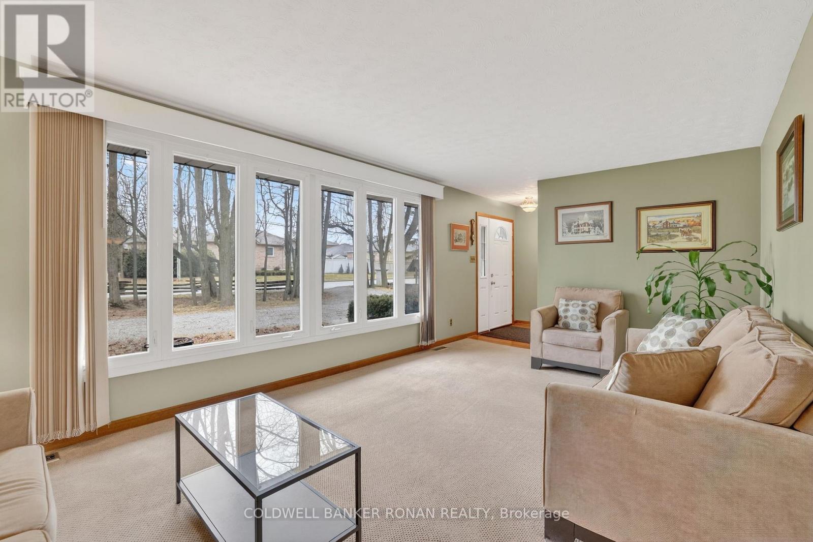 56 Lakeland Crescent, Richmond Hill, Ontario  L4E 2Z9 - Photo 11 - N12961046