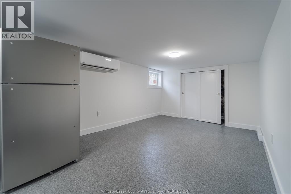 932 Oak Avenue Unit# Lower, Windsor, Ontario N9A 5G2 - Photo 5 - 26007133