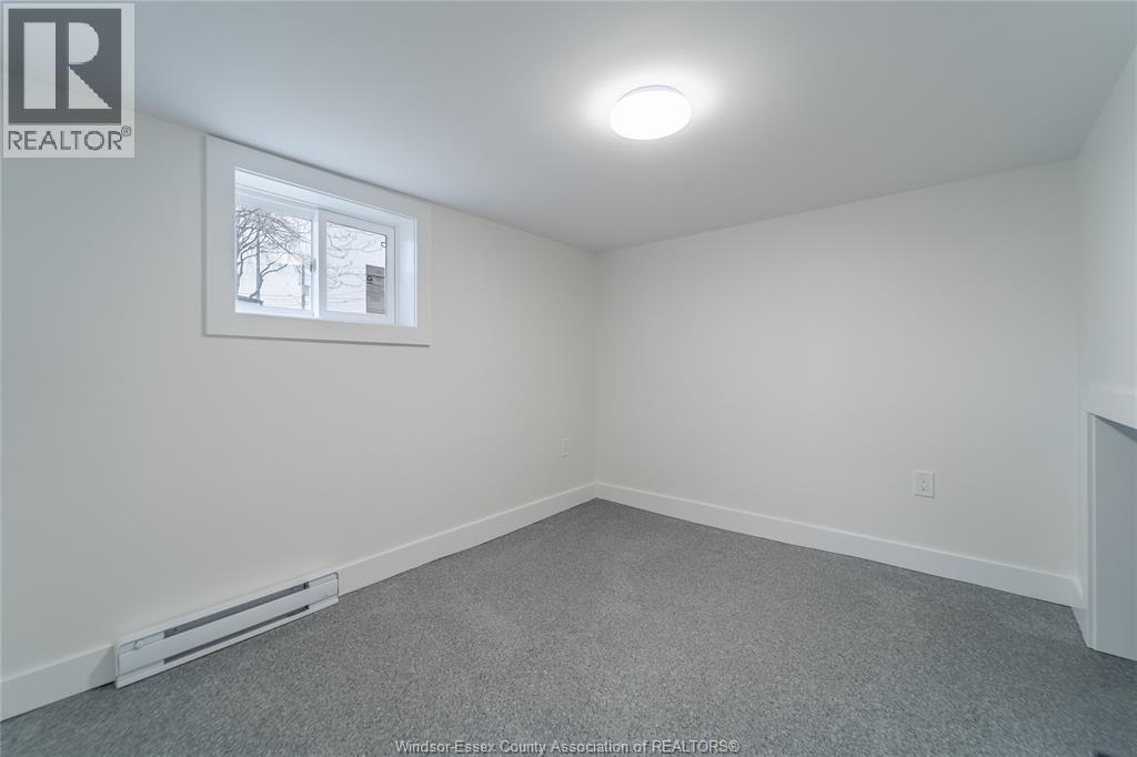 932 Oak Avenue Unit# Lower, Windsor, Ontario N9A 5G2 - Photo 6 - 26007133