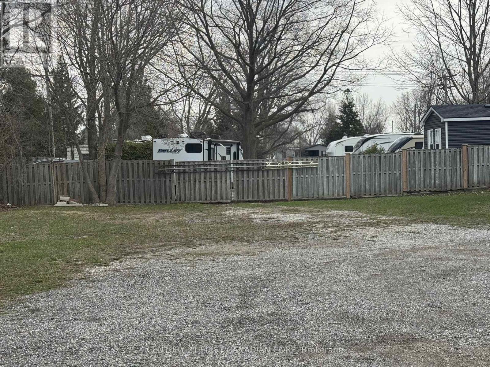 58 Ontario Street N, Lambton Shores, Ontario  N0M 1T0 - Photo 14 - X12950830