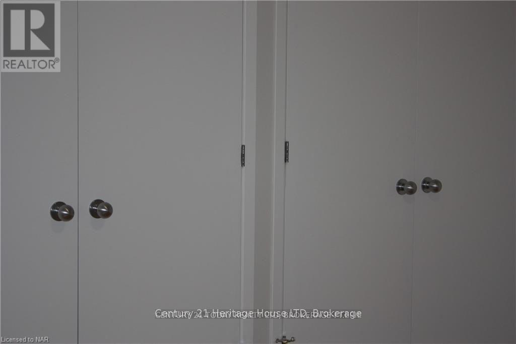 1 - 238 Bertie Street, Fort Erie, Ontario  L2A 1Z3 - Photo 9 - X12960946