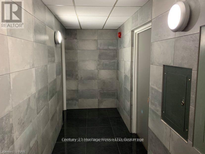 1 - 238 Bertie Street, Fort Erie, Ontario  L2A 1Z3 - Photo 21 - X12960946