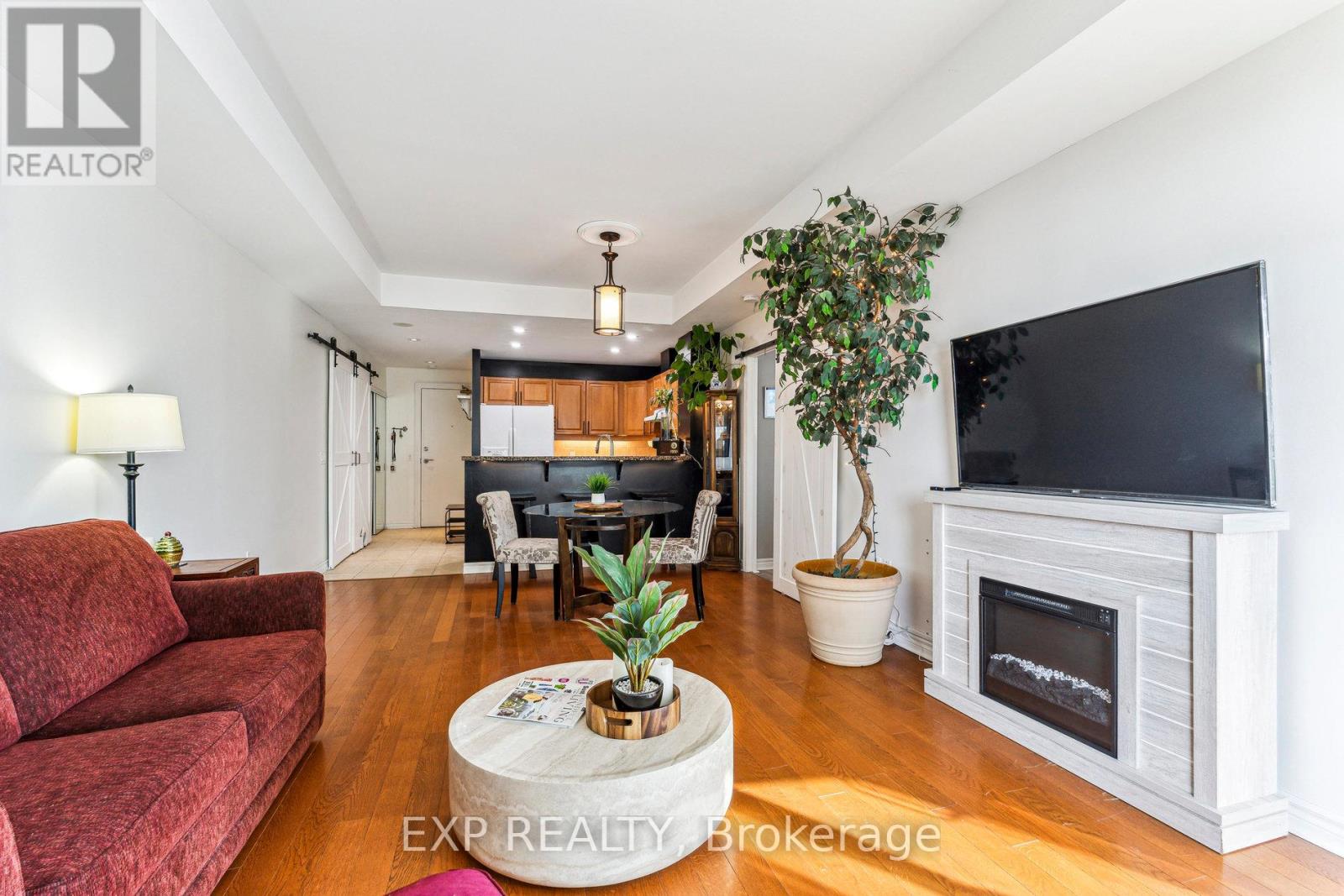 604 - 6 Toronto Street, Barrie, Ontario  L4N 9R2 - Photo 9 - S12960990