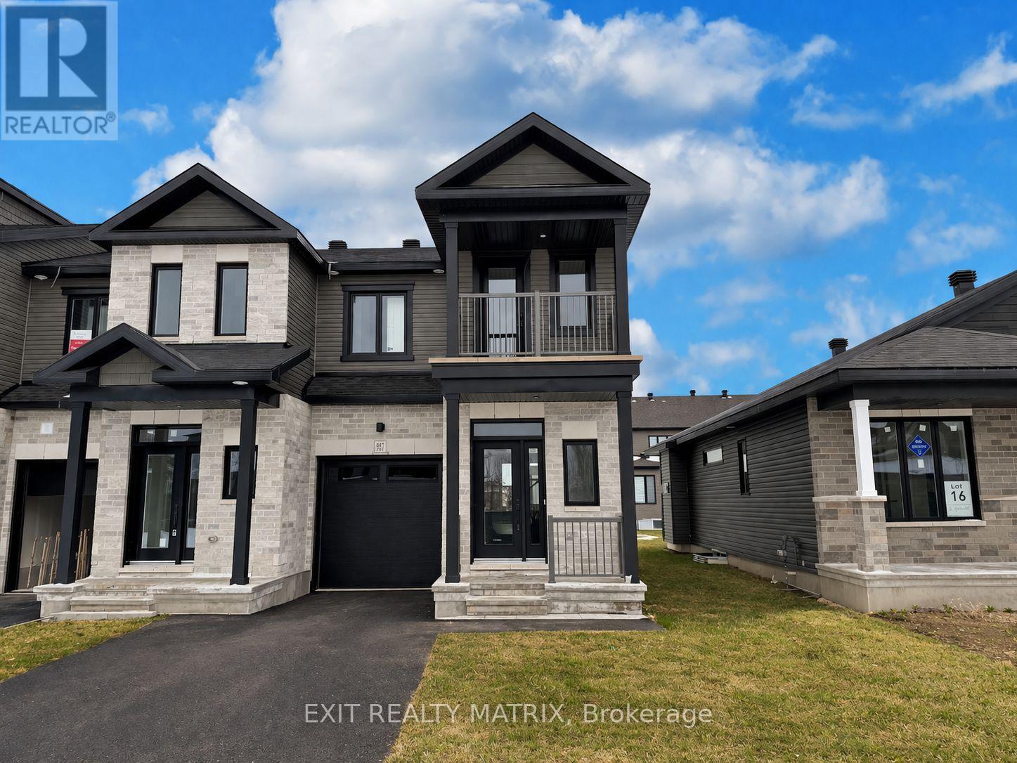 937 COLOGNE STREET, Russell, Ontario