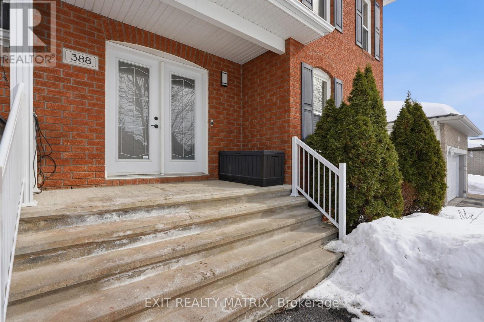 388 Quartz Avenue, Clarence-Rockland, Ontario  K4K 0C7 - Photo 2 - X12854738