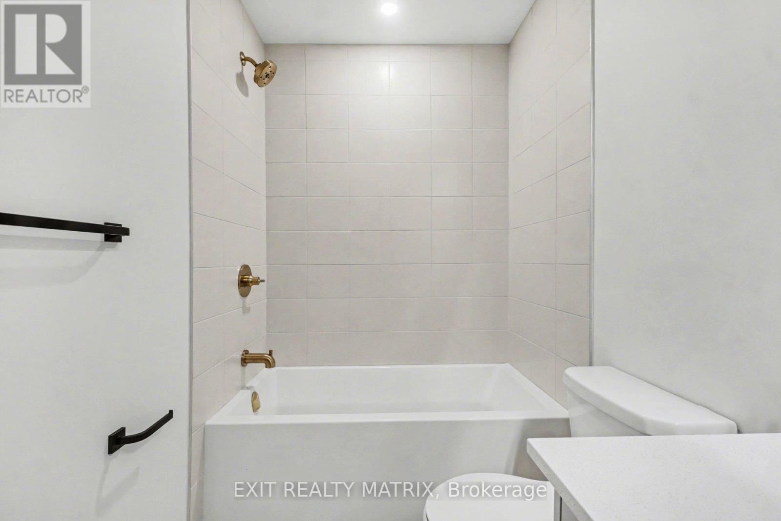 943 Cologne Street, Russell, Ontario  K0A 1W0 - Photo 21 - X12856418