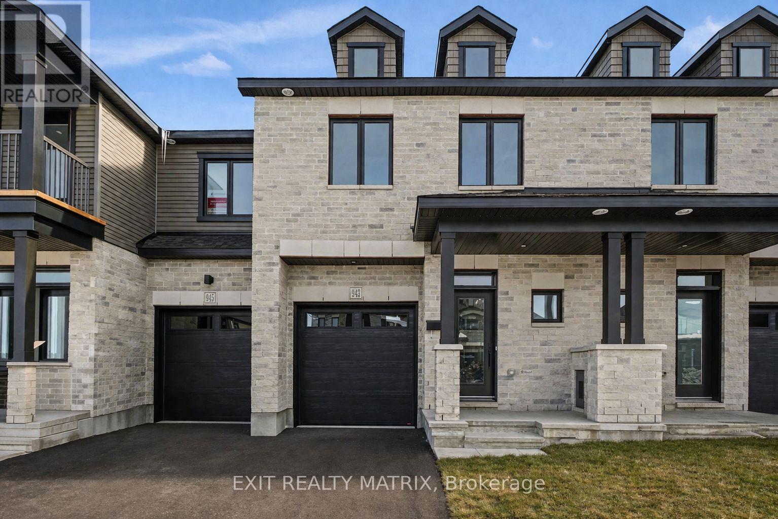 943 COLOGNE STREET, Russell, Ontario