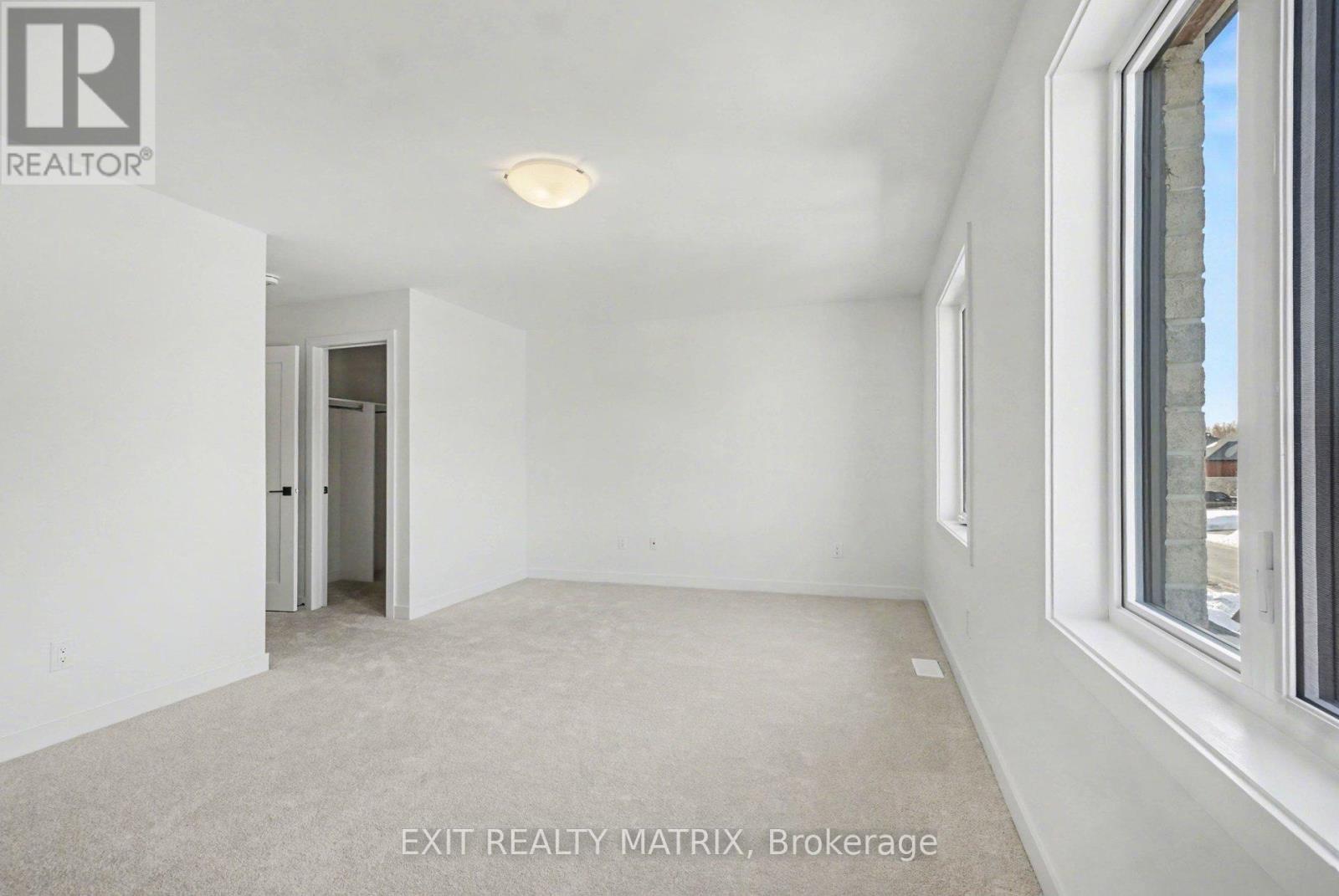 943 Cologne Street, Russell, Ontario  K0A 1W0 - Photo 13 - X12856418