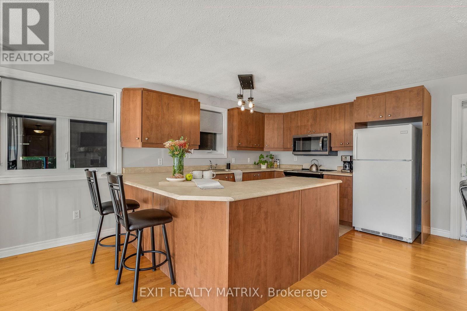 175 Roxanne Street, Clarence-Rockland, Ontario  K0A 1N0 - Photo 5 - X12876908