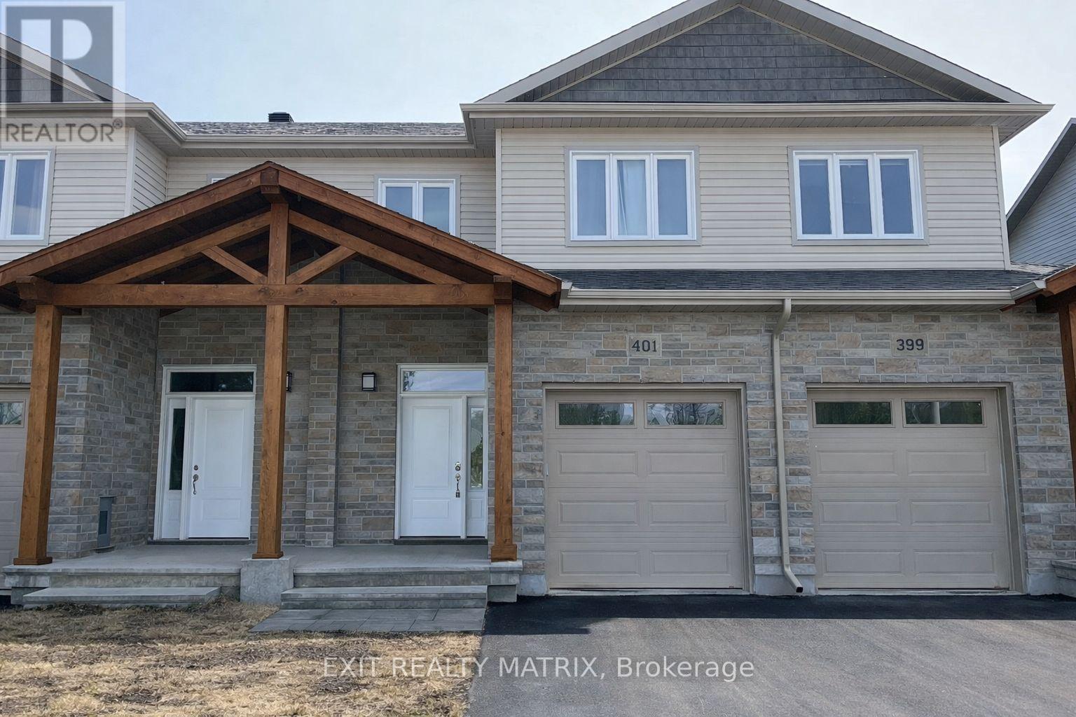 401 VOYAGEUR PLACE, Russell, Ontario