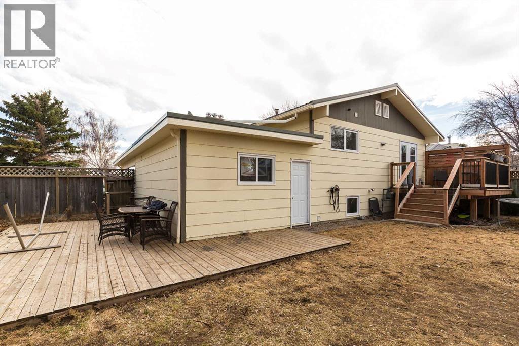 520 Maple Crescent, Picture Butte, Alberta  T0K 1V0 - Photo 34 - A2297894