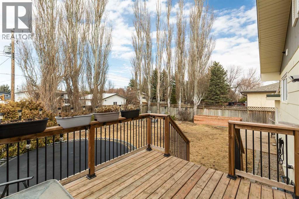 520 Maple Crescent, Picture Butte, Alberta  T0K 1V0 - Photo 33 - A2297894