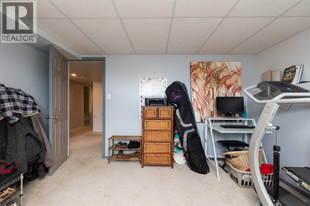 520 Maple Crescent, Picture Butte, Alberta  T0K 1V0 - Photo 24 - A2297894