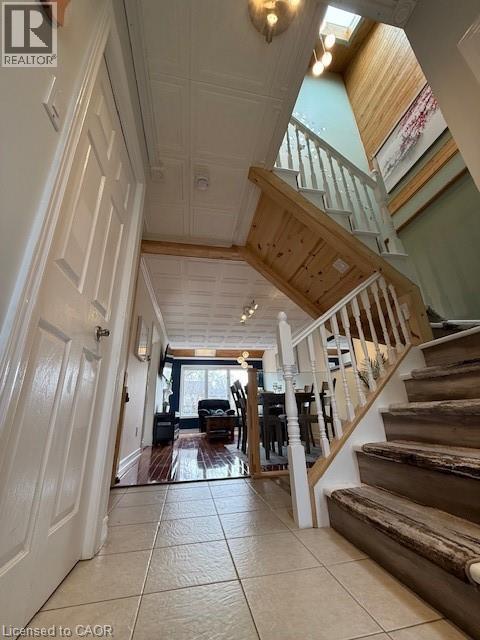 11 Tomahawk Drive, Grimsby, Ontario  L3M 5G4 - Photo 4 - 40811786