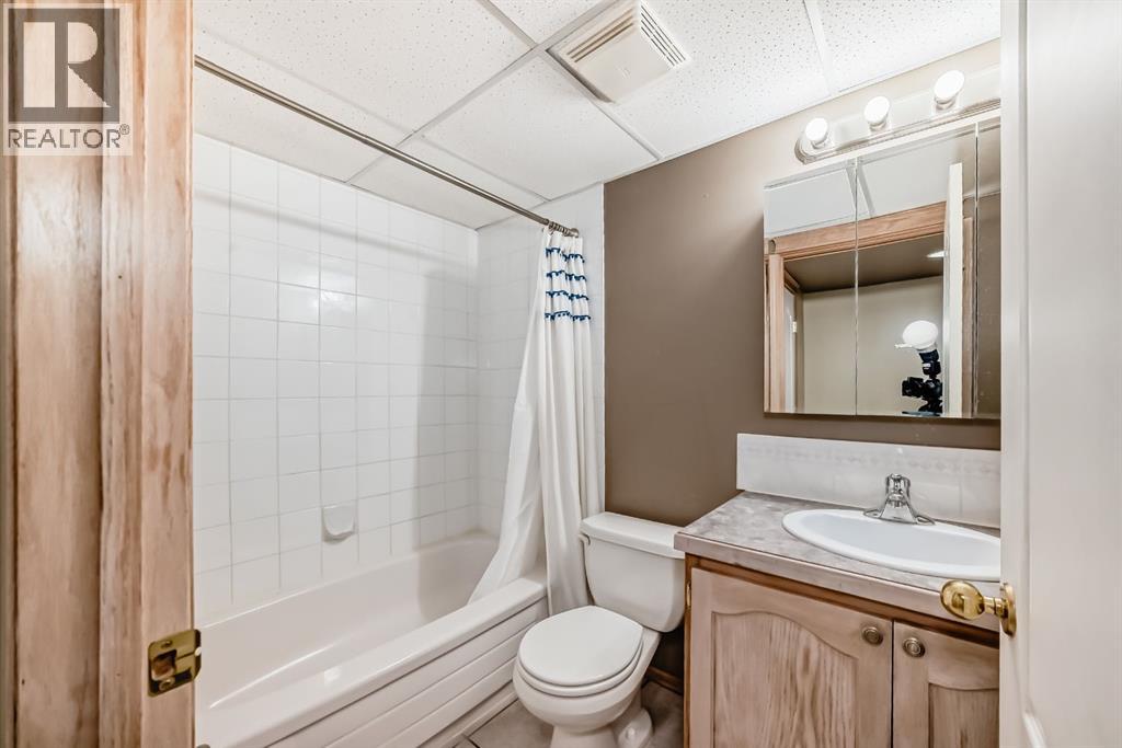 40 Cimarron Crescent, Okotoks, Alberta  T1S 1S7 - Photo 26 - A2286719