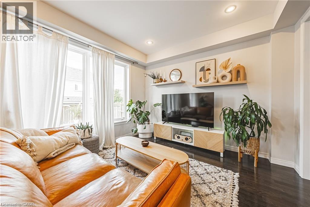 8 Matteo Trail, Hamilton, Ontario  L9B 0E8 - Photo 10 - 40815427