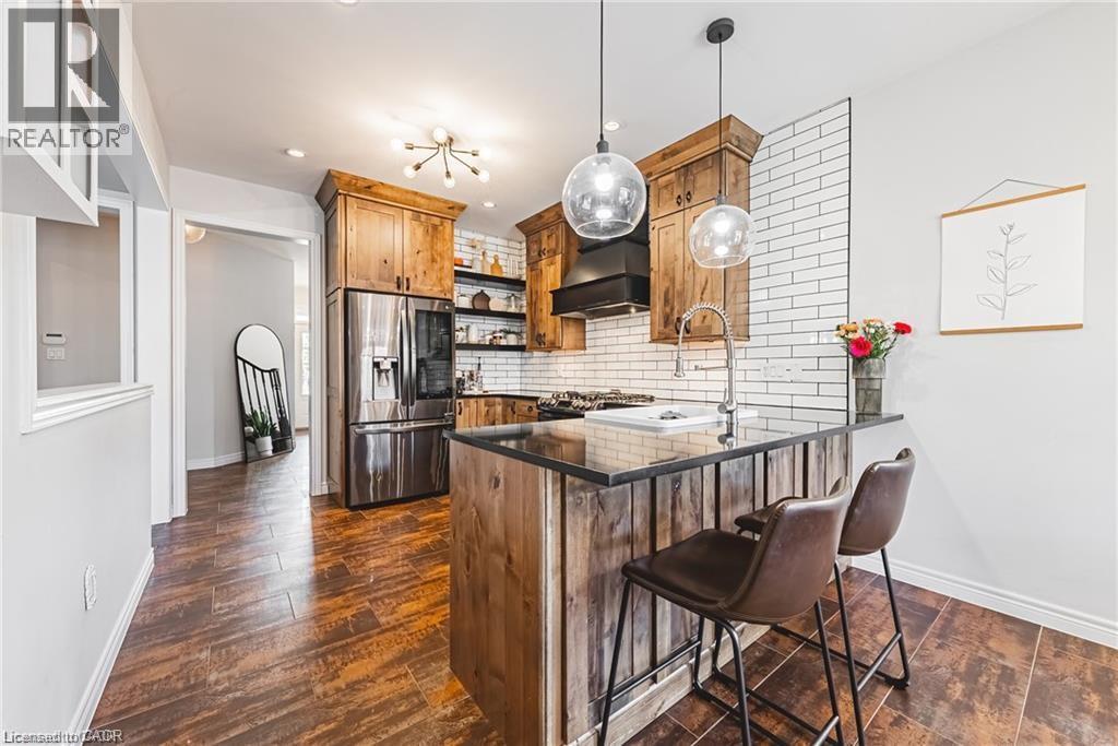 8 Matteo Trail, Hamilton, Ontario  L9B 0E8 - Photo 5 - 40815427