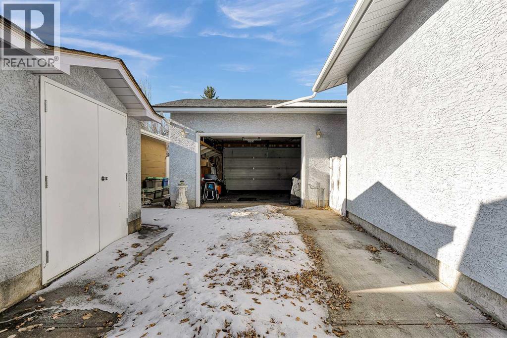 55 Midlake Place SE, Calgary, Alberta  T2X 1J2 - Photo 35 - A2292136