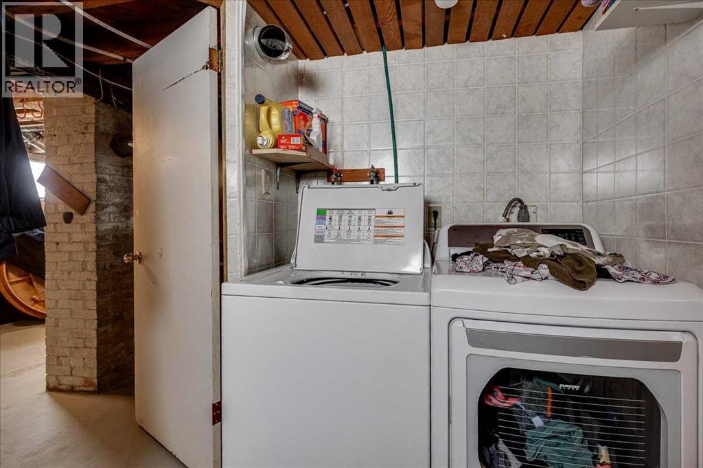 3912 55 Avenue, Red Deer, Alberta  T4N 4N4 - Photo 31 - A2293035