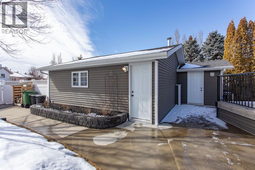 21 Dandell Close, Red Deer, Alberta  T4R 2J3 - Photo 40 - A2295926