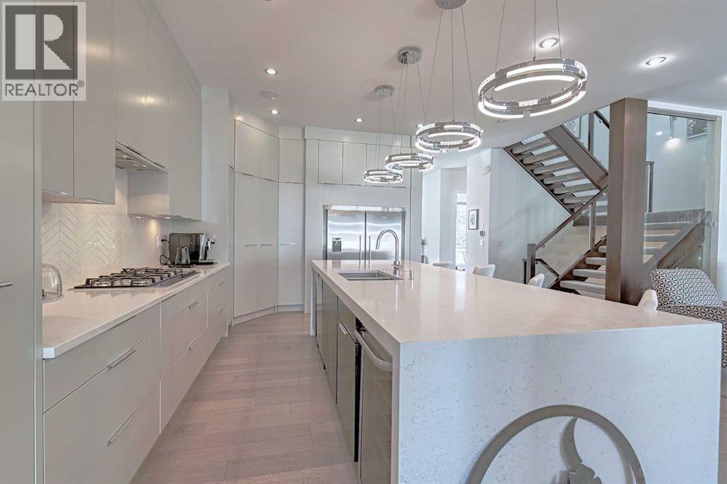 2634 27 Street Sw, Calgary, Alberta  T3E 2G5 - Photo 10 - A2297673