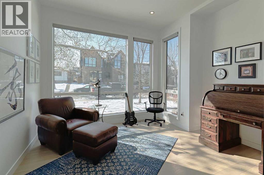 2634 27 Street Sw, Calgary, Alberta  T3E 2G5 - Photo 5 - A2297673