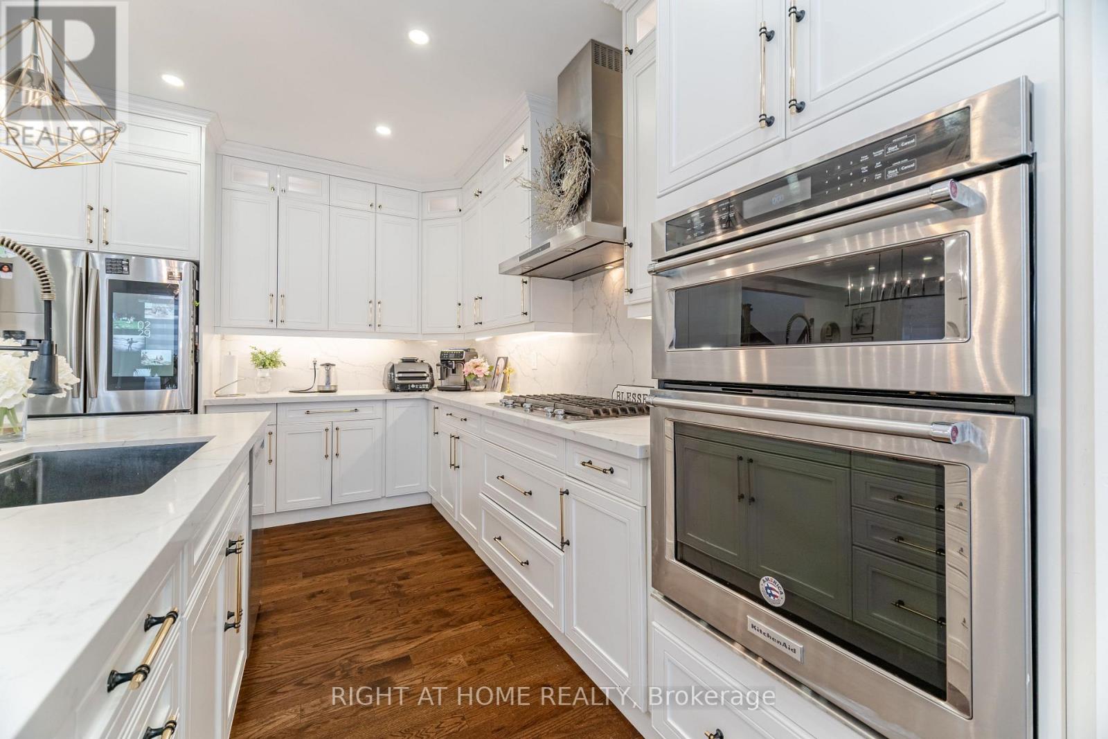 1311 (Upper) Whitney Terrace, Milton, Ontario  L9E 1K5 - Photo 22 - W12960952