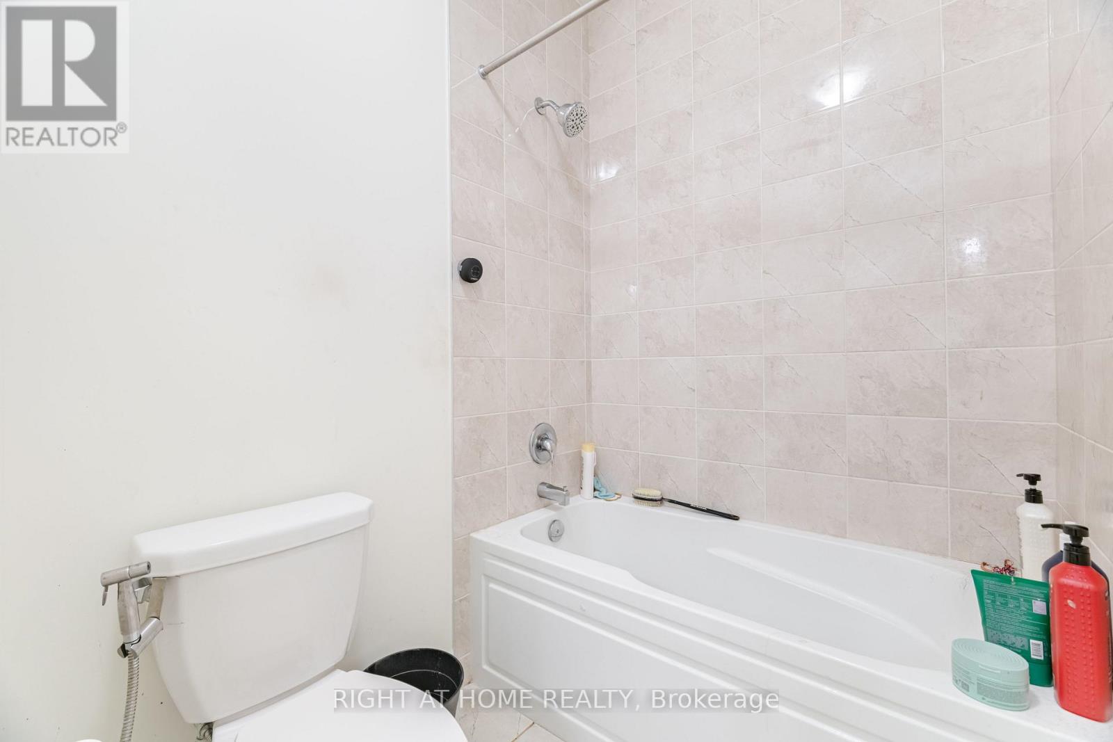 1311 (Upper) Whitney Terrace, Milton, Ontario  L9E 1K5 - Photo 38 - W12960952