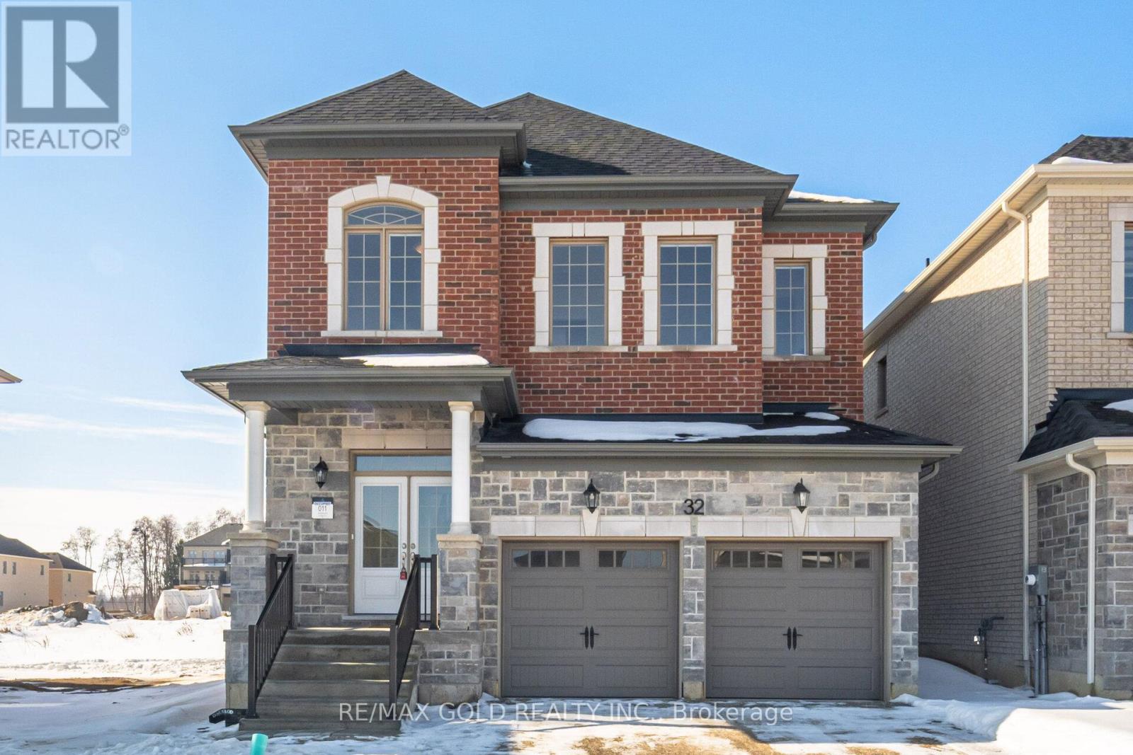 32 ADDISON STREET, Caledon, Ontario