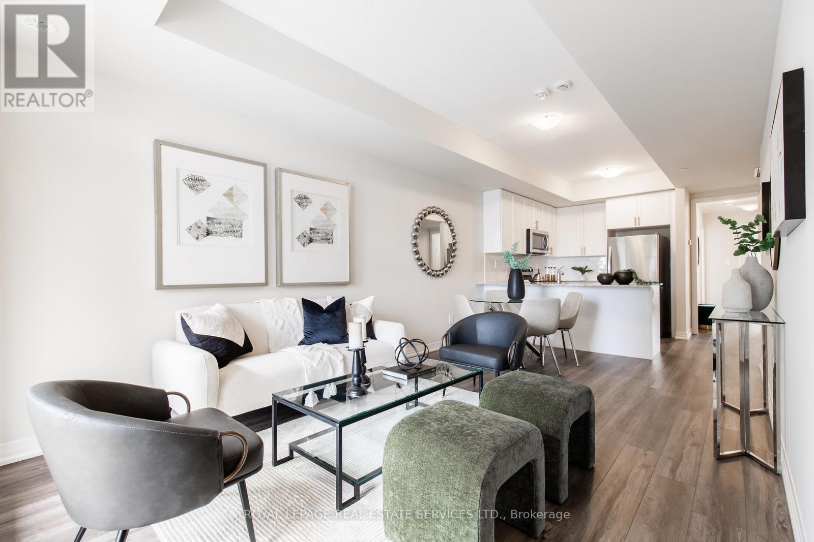 107 - 1597 Rose Way, Milton, Ontario  L9E 1N4 - Photo 5 - W12961022