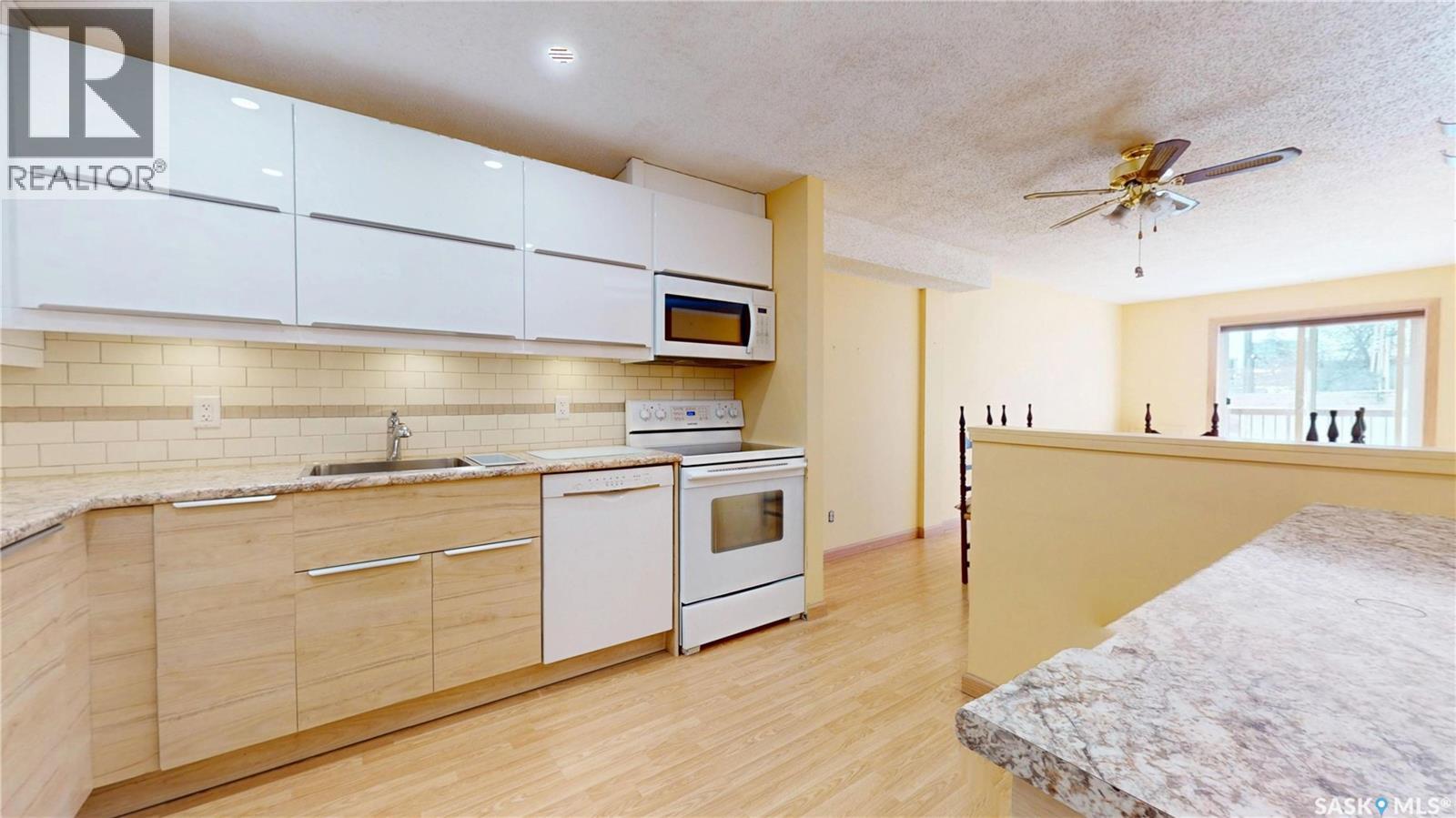 107 2727 VICTORIA AVENUE, regina, Saskatchewan