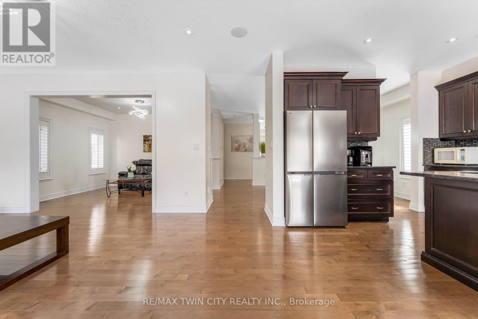 145 Redtail Street, Kitchener, Ontario  N2K 4J5 - Photo 11 - X12960996