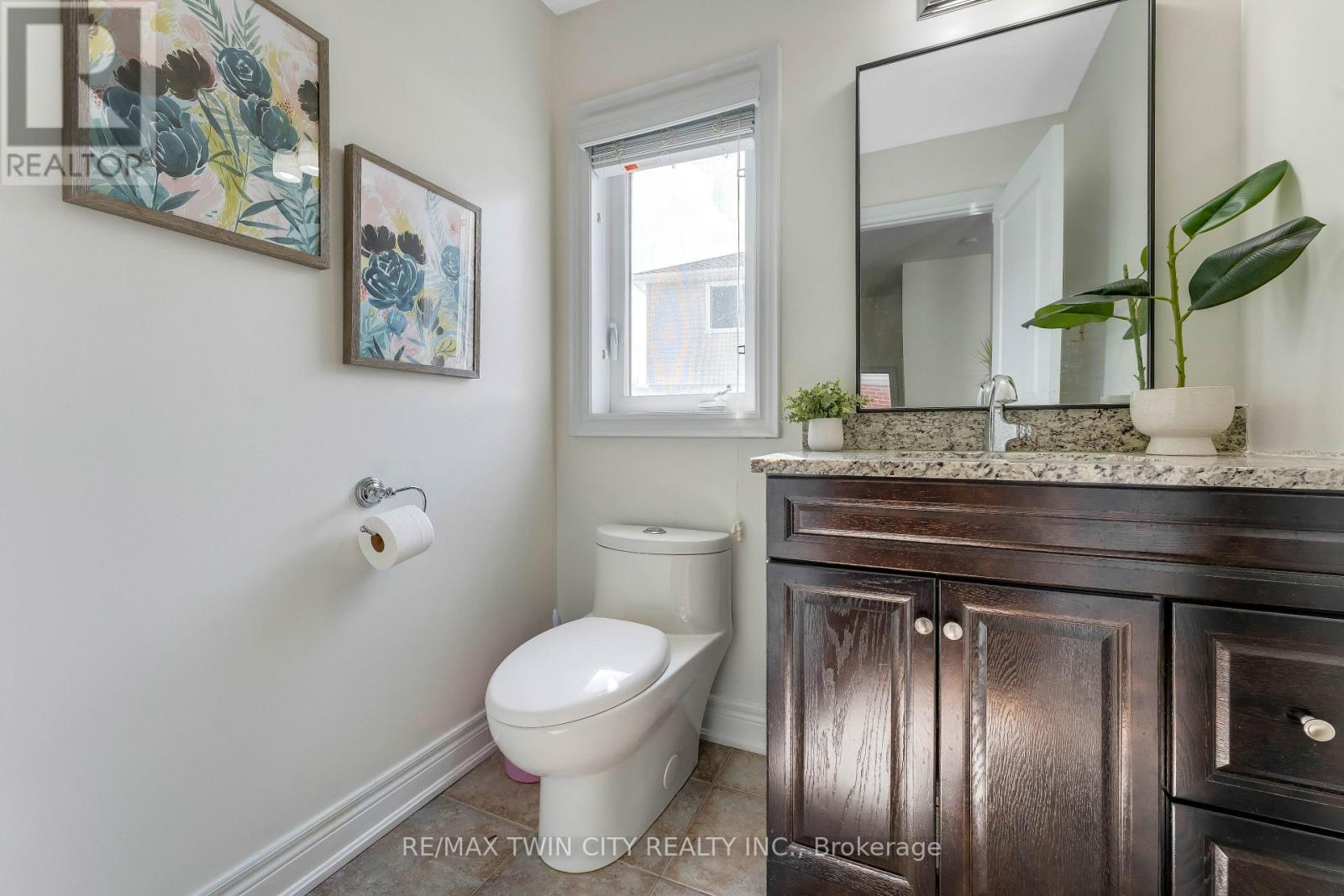 145 Redtail Street, Kitchener, Ontario  N2K 4J5 - Photo 16 - X12960996