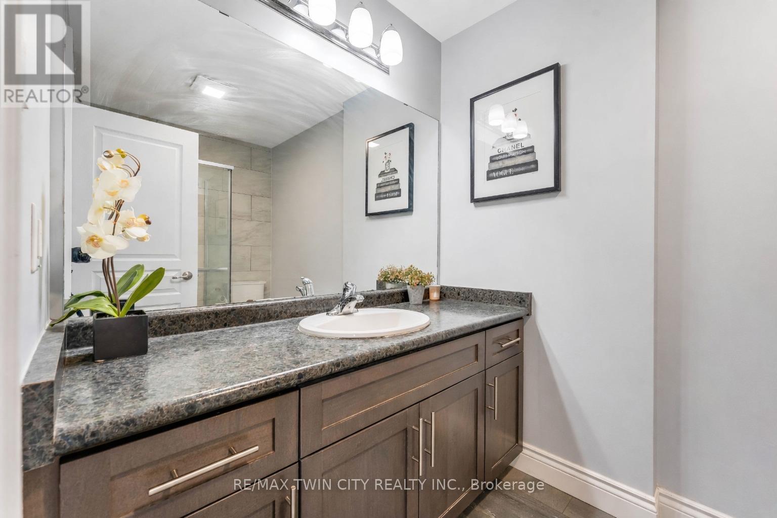 145 Redtail Street, Kitchener, Ontario  N2K 4J5 - Photo 27 - X12960996