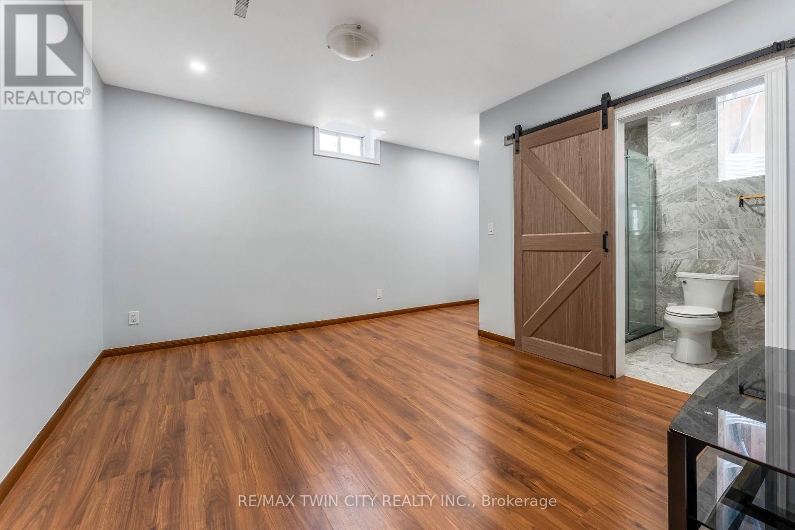 145 Redtail Street, Kitchener, Ontario  N2K 4J5 - Photo 37 - X12960996