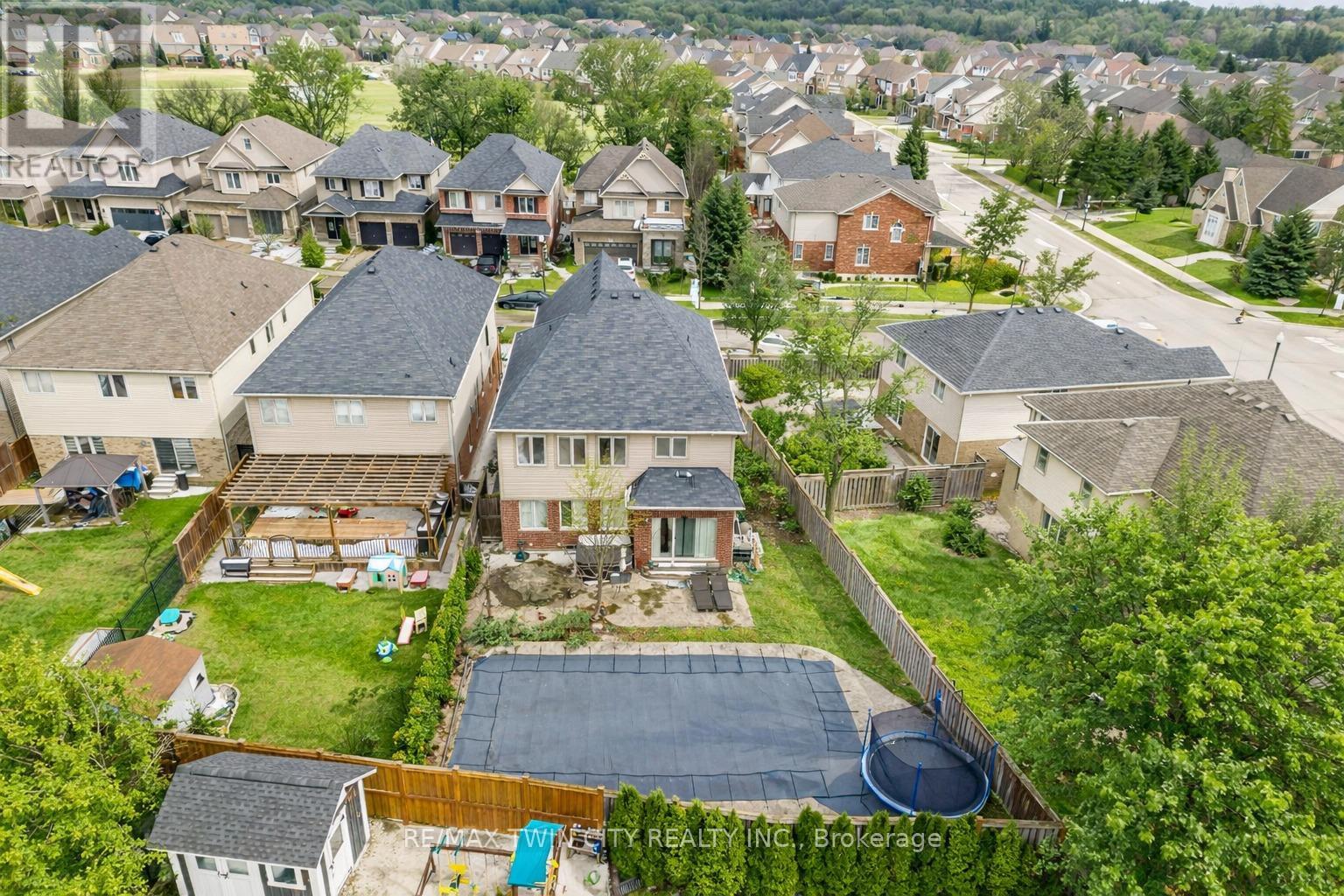 145 Redtail Street, Kitchener, Ontario  N2K 4J5 - Photo 47 - X12960996