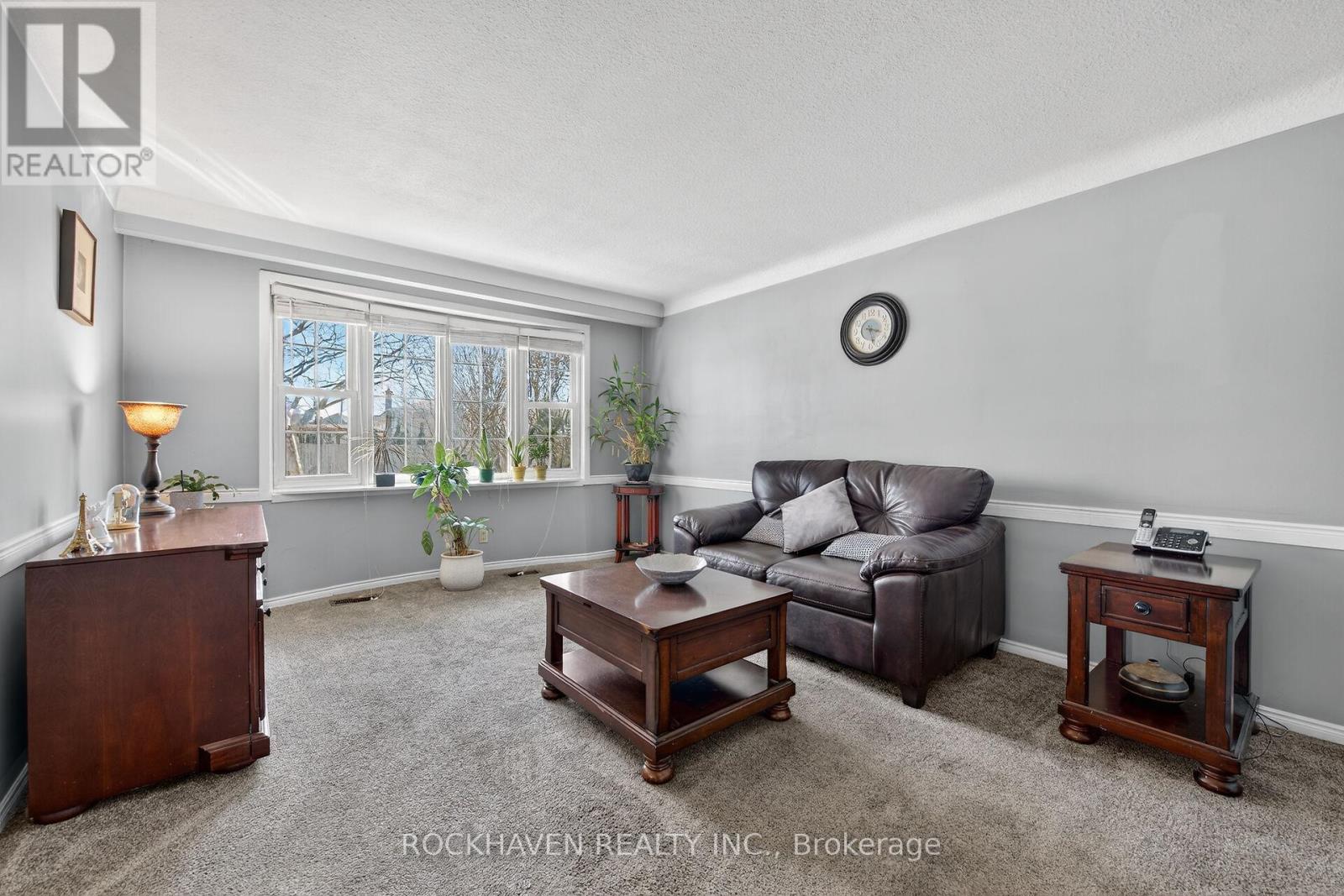 4569 Mitchell Avenue, Niagara Falls, Ontario  L2E 6R6 - Photo 13 - X12961040