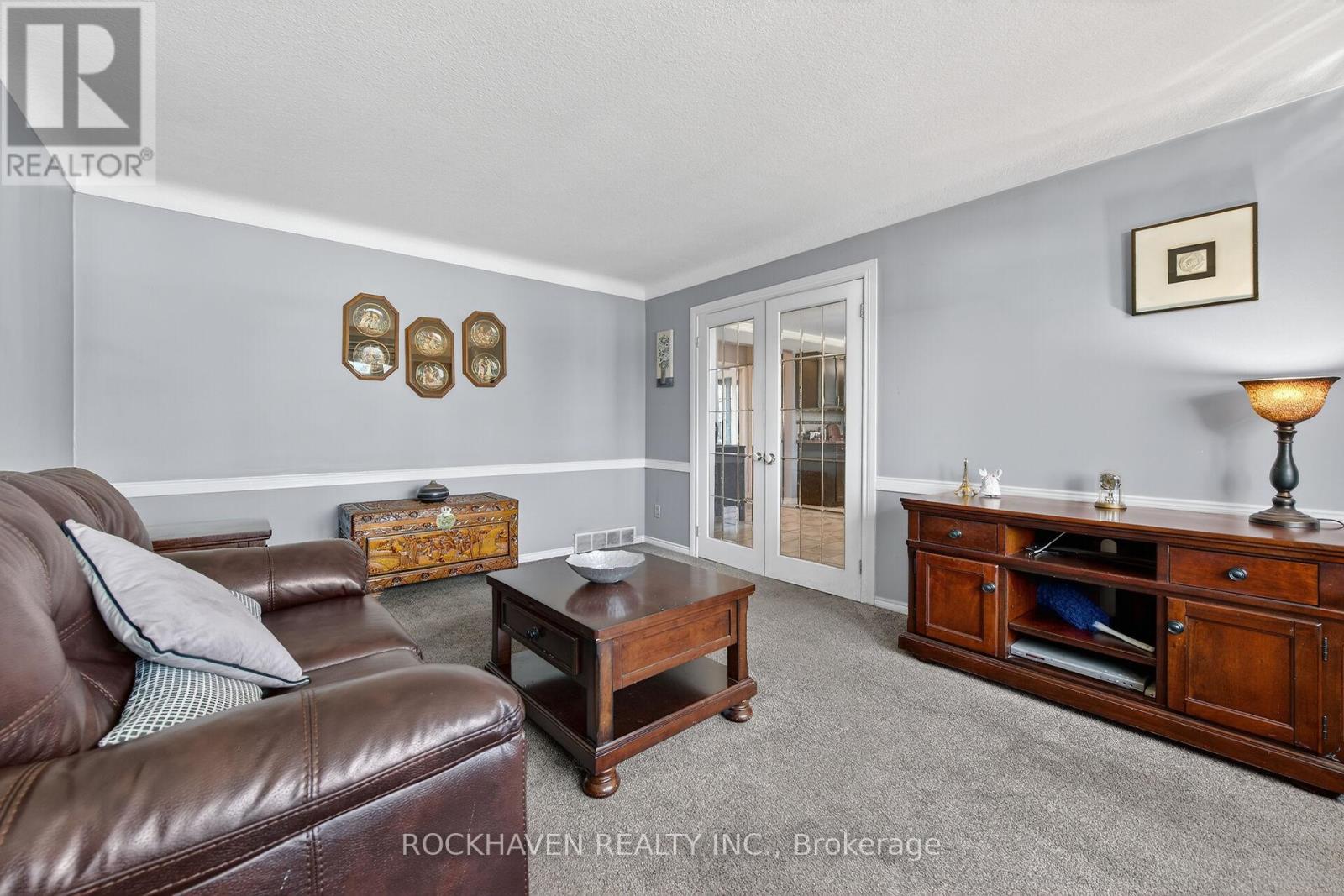 4569 Mitchell Avenue, Niagara Falls, Ontario  L2E 6R6 - Photo 15 - X12961040