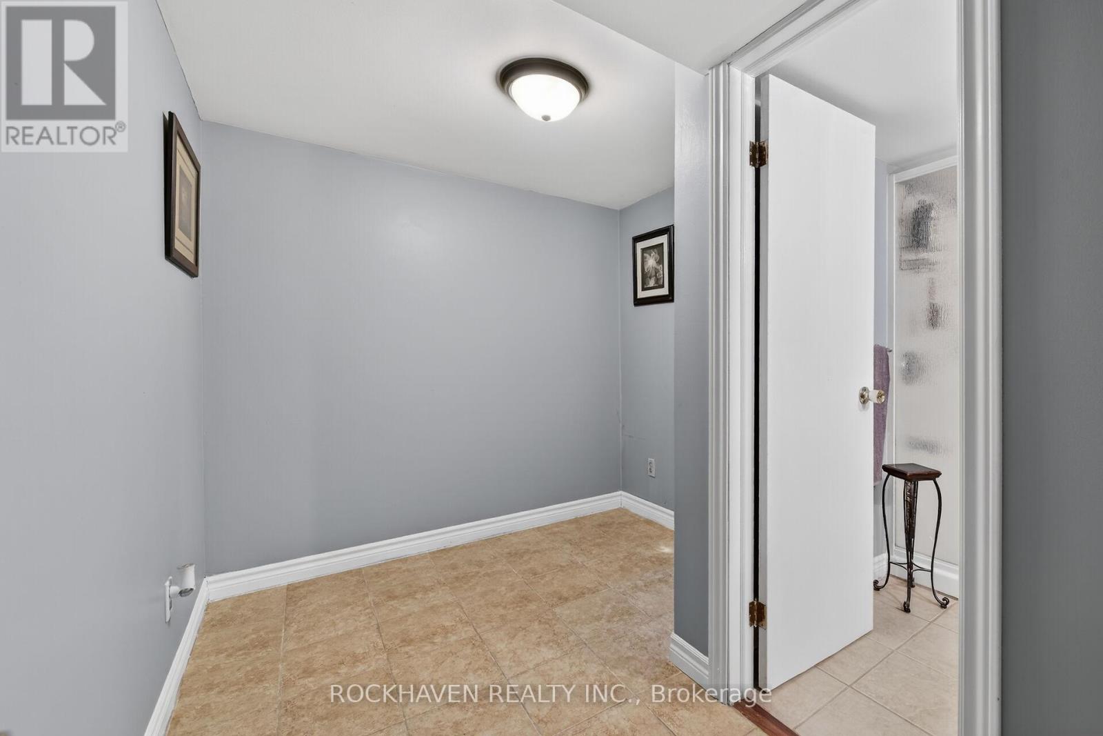 4569 Mitchell Avenue, Niagara Falls, Ontario  L2E 6R6 - Photo 26 - X12961040