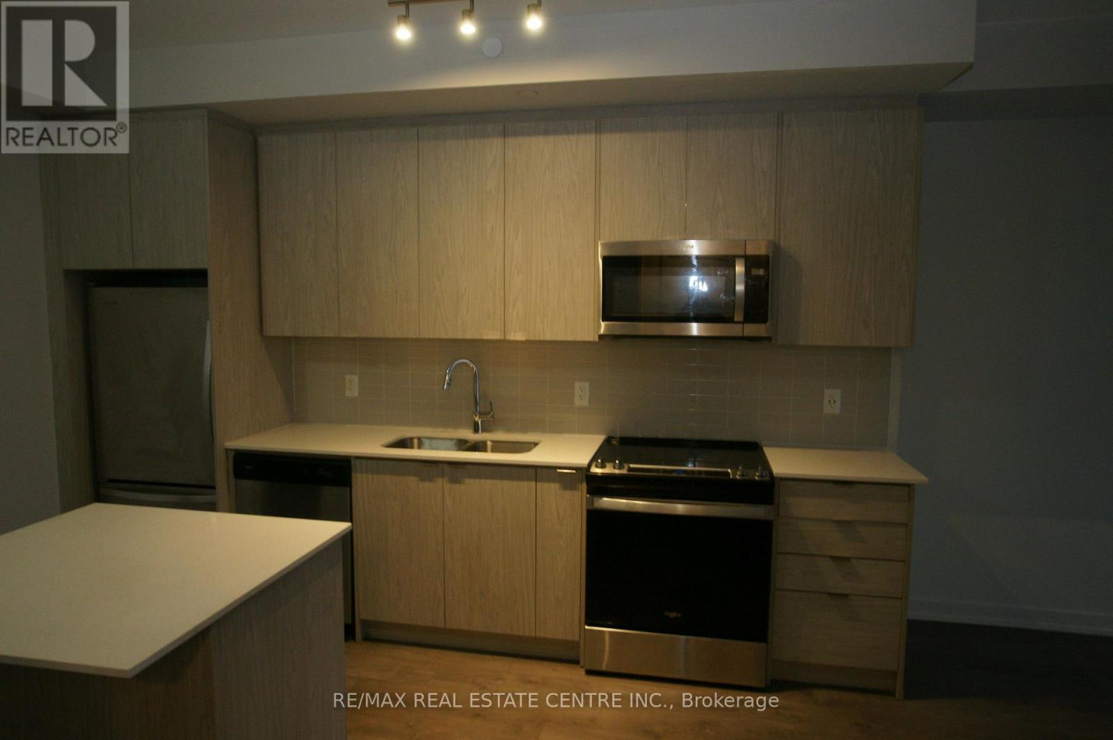 55 Duke Street, Kitchener, Ontario  N2X 3H9 - Photo 10 - X12961052