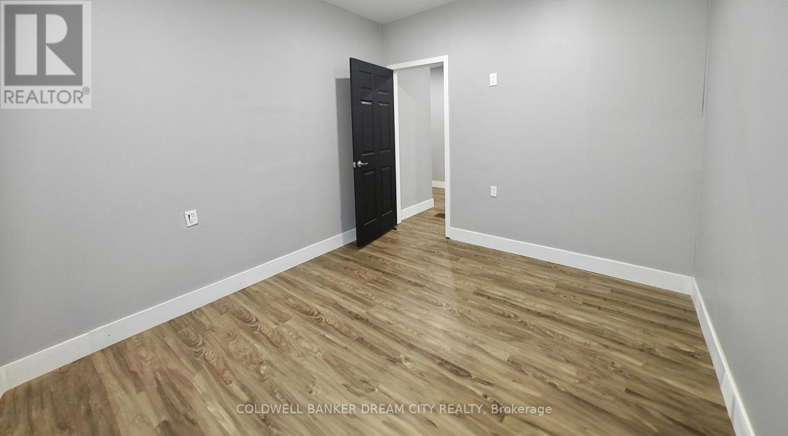 93 Main Street, Chatham-Kent, Ontario  N0P 1T0 - Photo 22 - X12961056