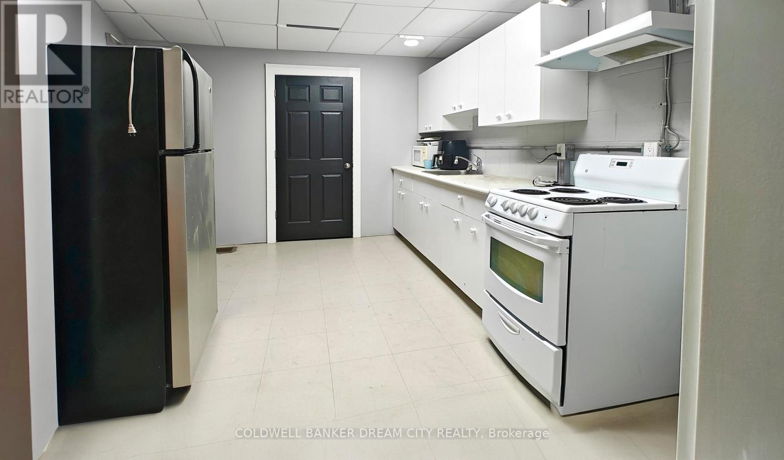 93 Main Street, Chatham-Kent, Ontario  N0P 1T0 - Photo 27 - X12961056