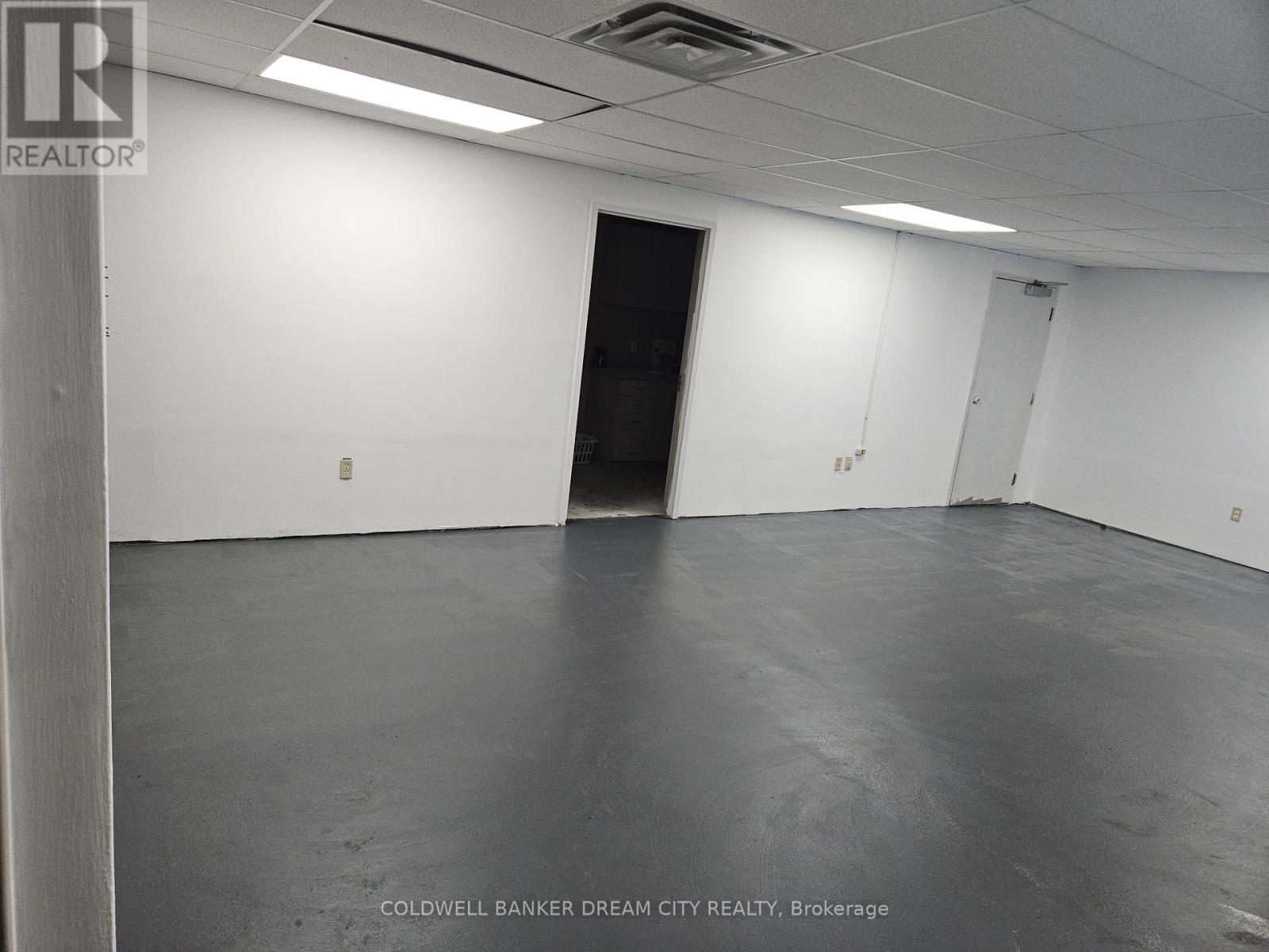 93 Main Street, Chatham-Kent, Ontario  N0P 1T0 - Photo 32 - X12961056