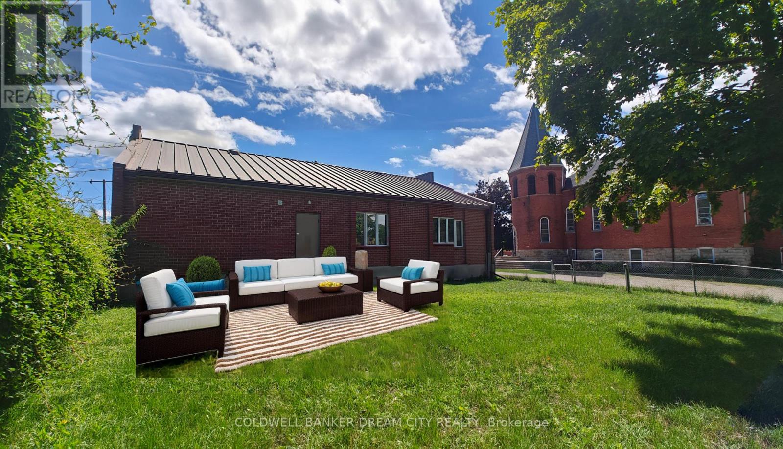 93 Main Street, Chatham-Kent, Ontario  N0P 1T0 - Photo 5 - X12961056