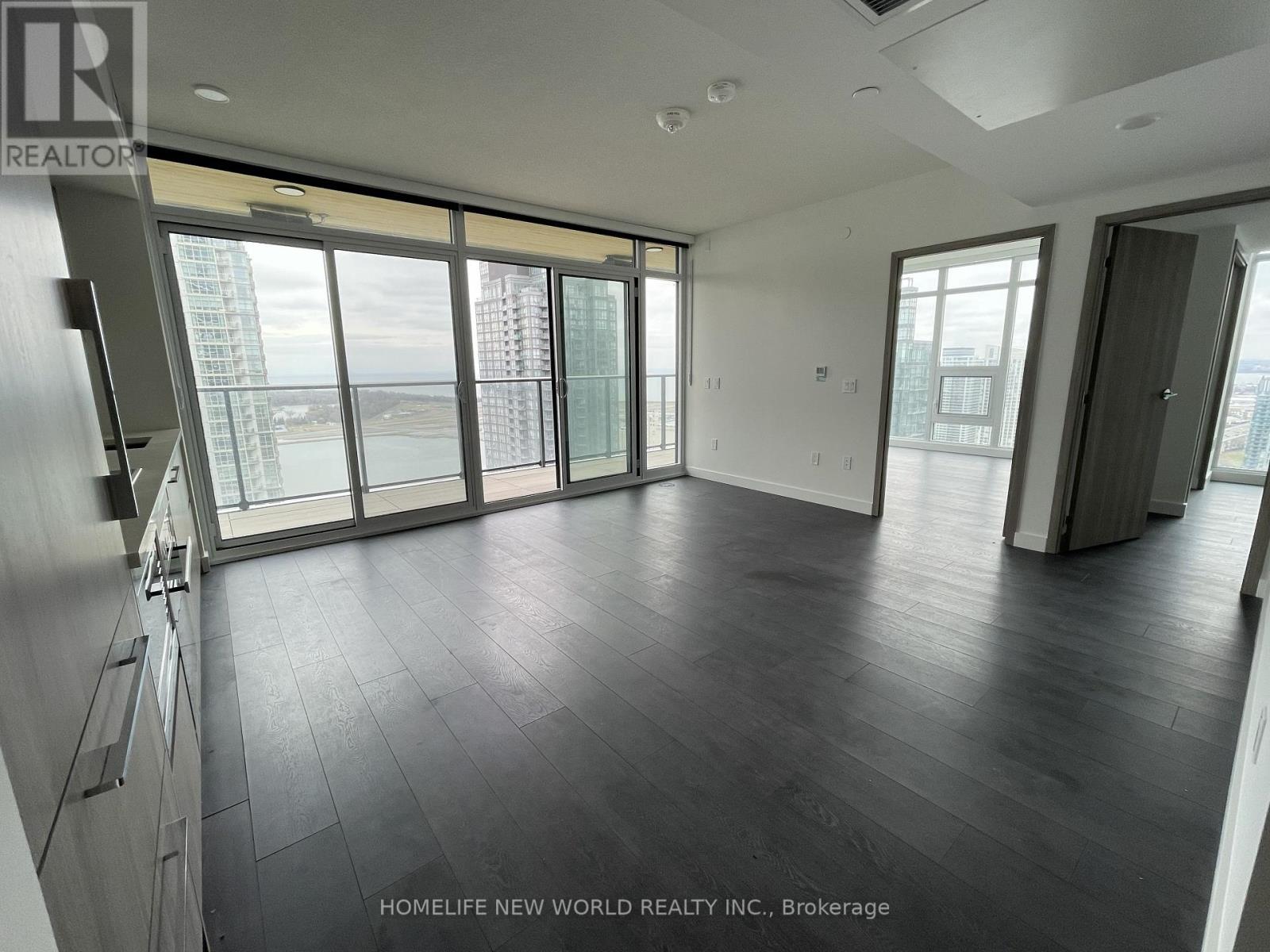 4111 - 3 Concord Cityplace Way, Toronto, Ontario  M5V 0X4 - Photo 16 - C12940392