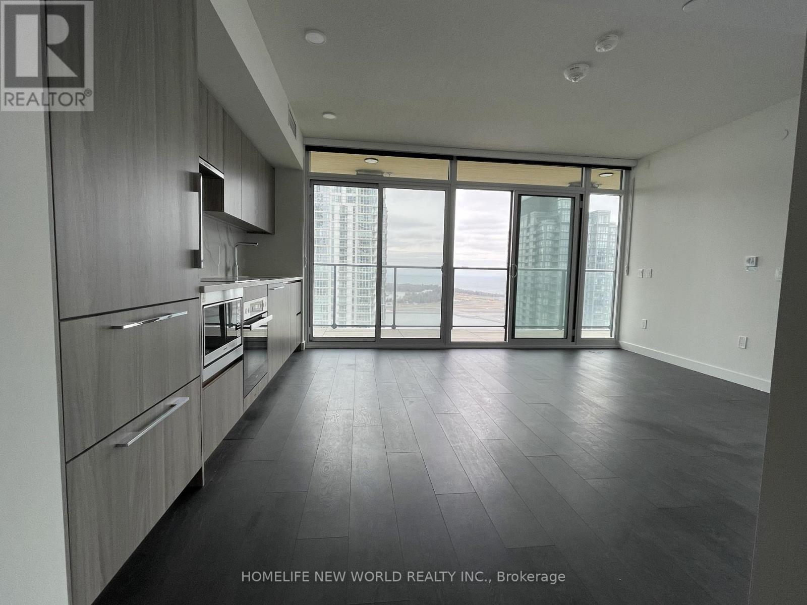 4111 - 3 Concord Cityplace Way, Toronto, Ontario  M5V 0X4 - Photo 17 - C12940392