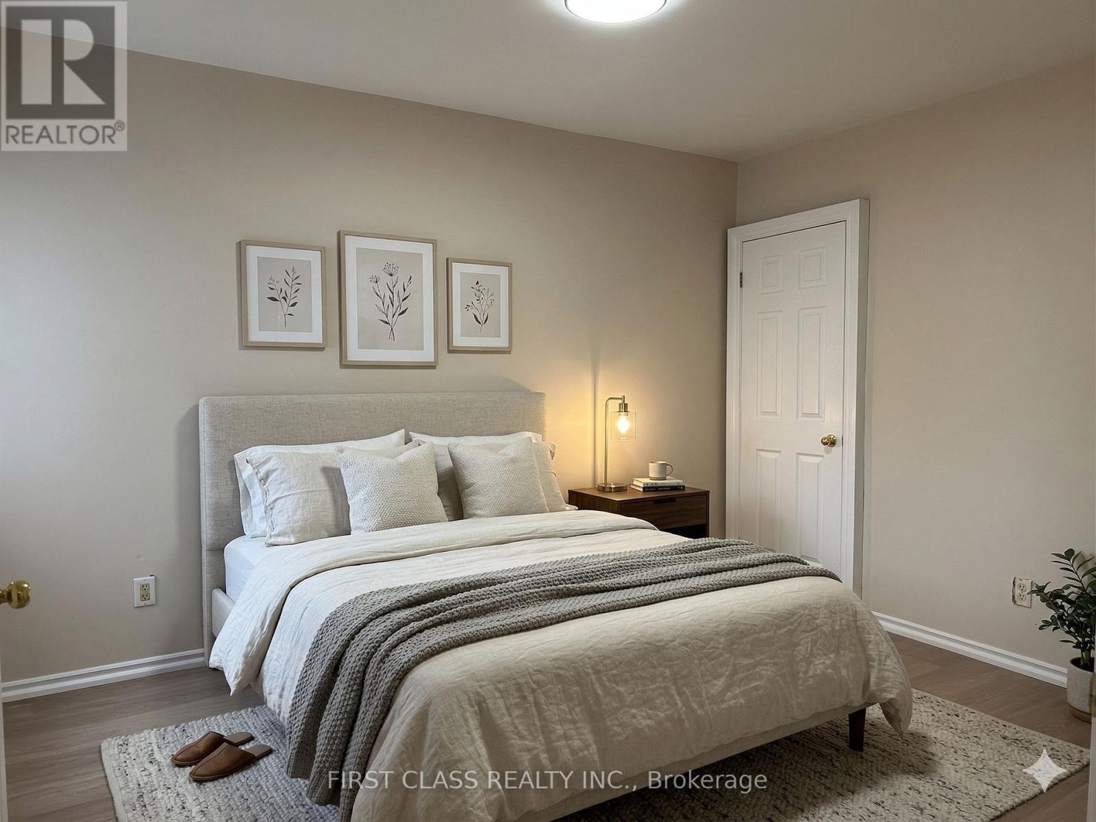 Main - 30 Endean Avenue, Toronto, Ontario  M4M 1W6 - Photo 7 - E12898848