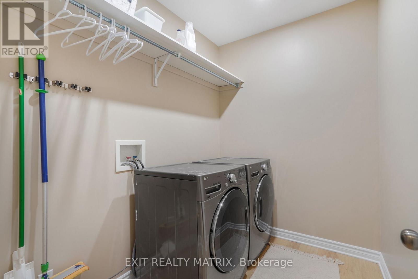 403 Centenaire Street, Russell, Ontario  K0A 1W0 - Photo 24 - X12916304